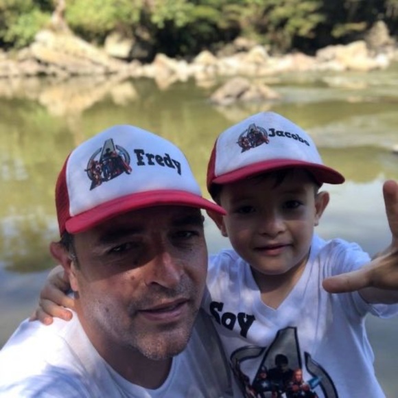 Meet your Posher, Fredy - Picture 1 of 1